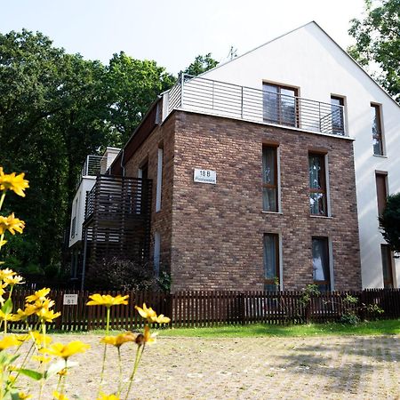 Apartament Ikar Z Wlasnym Ogrodkiem, Bardzo Blisko Morza Rewal Eksteriør billede