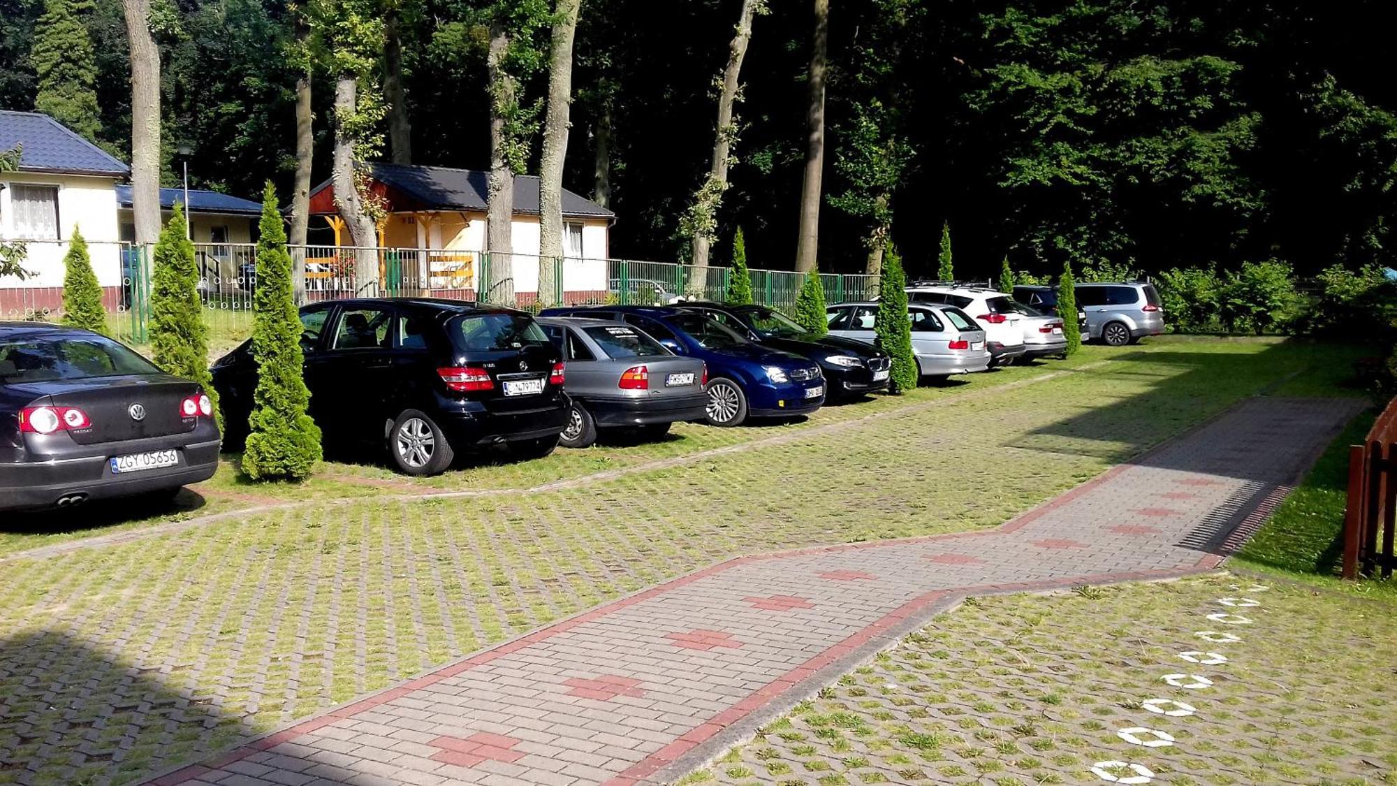 Apartament Ikar Z Wlasnym Ogrodkiem, Bardzo Blisko Morza Rewal Eksteriør billede
